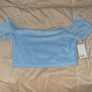 SO cropped off-the-shoulder shirt